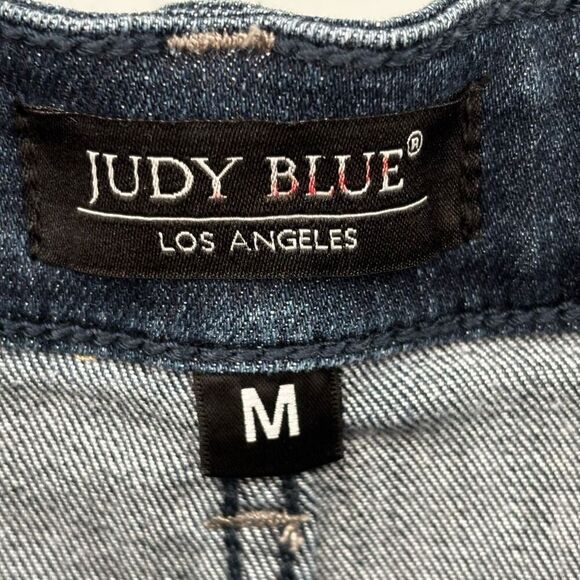 Judy Blue Raw Edge Denim Shorts Blue Size Medium - Picture 2 of 7